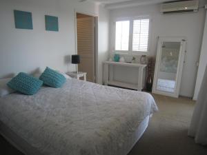 Breathtaking Views Over Currimundi Lake! - ACT Tourism 5