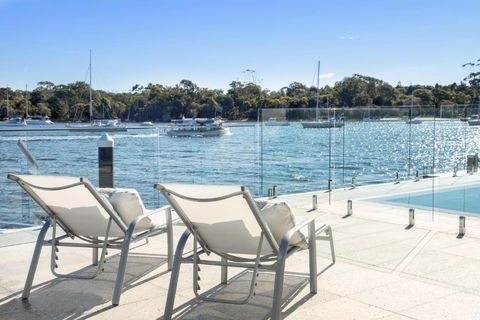 Affordable Riverfront, Pool, Private Pontoon - ACT Tourism 1