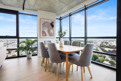 A Comfortable Stay Awaits You In Southbank - ACT Tourism 3