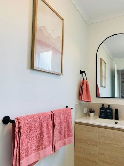 A Cosy And Peaceful Apartment In The Heart Of Yandina - ACT Tourism 1