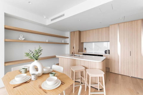 A Cozy 2BR Apt At Sapphire By The Gardens - ACT Tourism 4