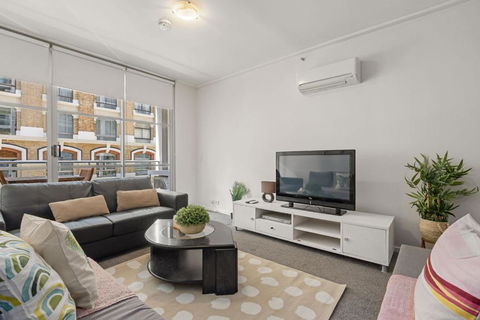 A Cozy Studio For 6 Next To Darling Harbour - ACT Tourism 4