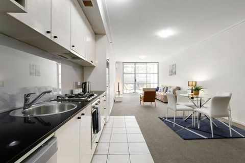 A Modern & Cozy Studio Next To Darling Harbour - ACT Tourism 3