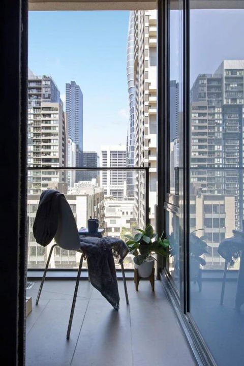 A Modern Studio Right Next To Southern Cross - ACT Tourism 4