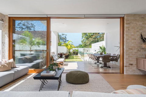 A Perfect Stay - The Cedrics 1 - ACT Tourism 3