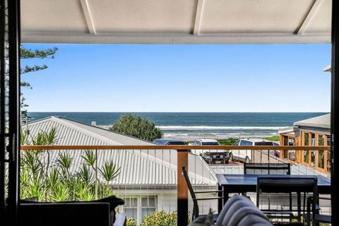 Ahhh - Lennox Head - ACT Tourism 0