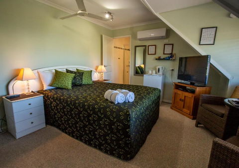 Ainslie Manor Bed And Breakfast - ACT Tourism 3