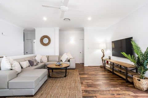 A Perfect Stay - Julian Rocks House - ACT Tourism 4