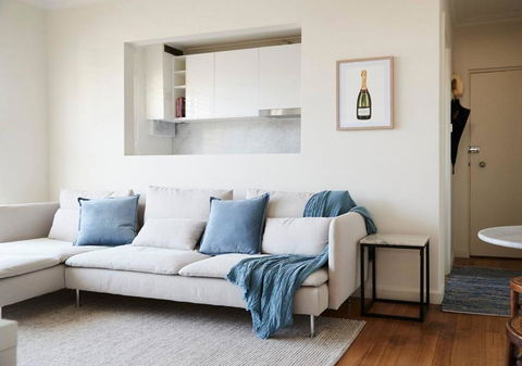 A Touch Of Tuscan Charm Off Toorak Road - ACT Tourism 0