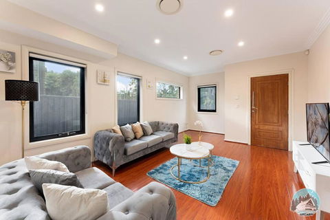Aircabin - Carlingford - Sydney - 4 Beds House - ACT Tourism 2