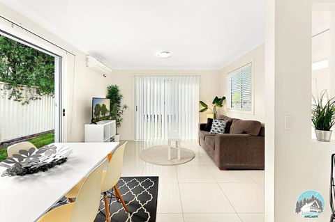 Aircabin - Oxley Park - Lovely & Comfy - 2 Beds - ACT Tourism 0