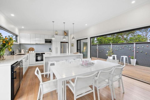 Aireys Delight - ACT Tourism 2