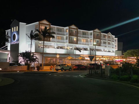 Airlie Beach Hotel - ACT Tourism 1
