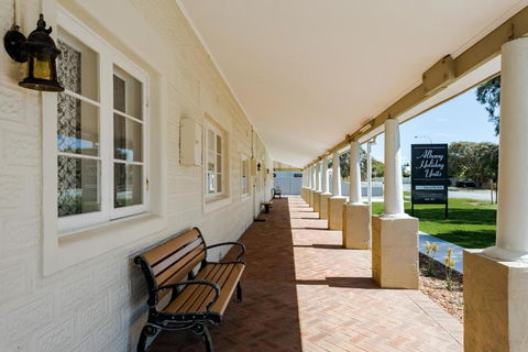 Albany Holiday Units - ACT Tourism 2