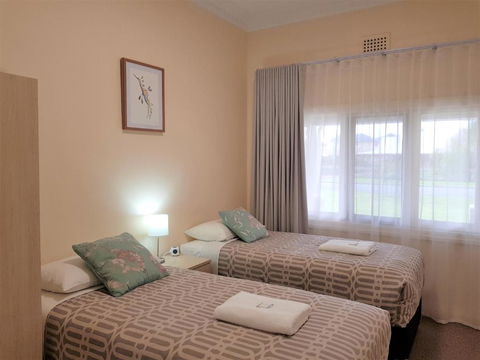 Albany Holiday Units - ACT Tourism 4