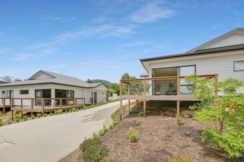 All Seasons Marysville - ACT Tourism 4