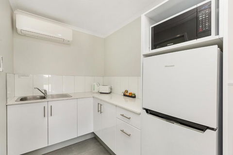 Allara Motor Lodge - ACT Tourism 1
