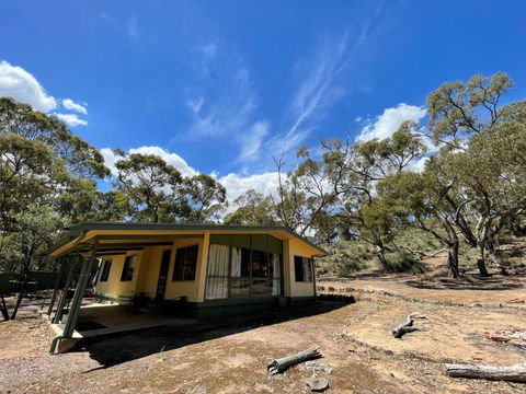 Alligator Lodge - Mount Remarkable National Park - ACT Tourism 0