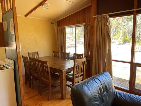 Alligator Lodge - Mount Remarkable National Park - ACT Tourism 3