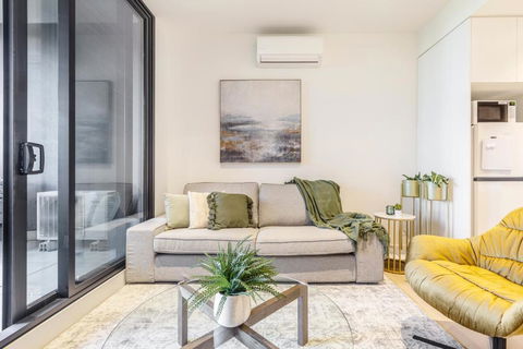 Alluring Oasis In The Heart Of South Melbourne - ACT Tourism 0
