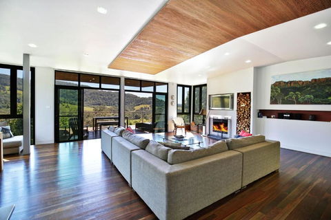 Alluvium - City Luxury In The Country - ACT Tourism 1
