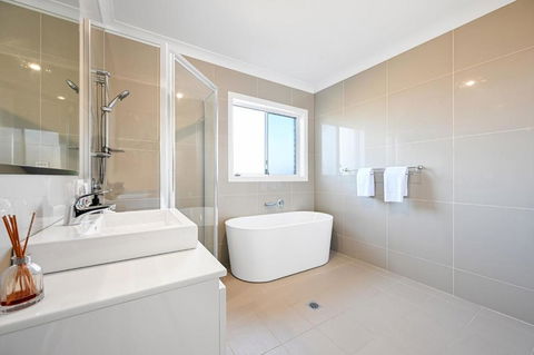 Aloe Vera Retreat - Close To Gardens & Wineries - ACT Tourism 3