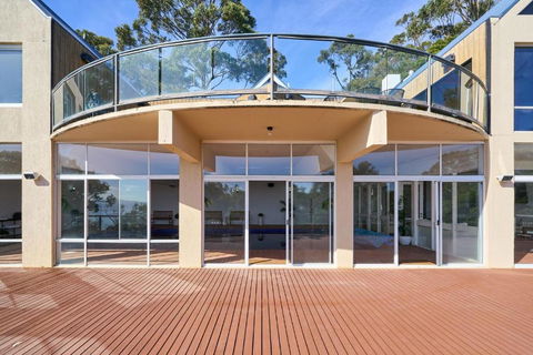 Alpine Nelson-Ultimate Luxury Retreat-Hobart - ACT Tourism 2