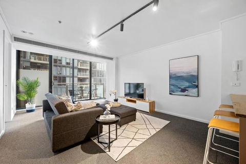 Amaya-Modern Southbank Living-Close To Crown & Yarra River - ACT Tourism 3