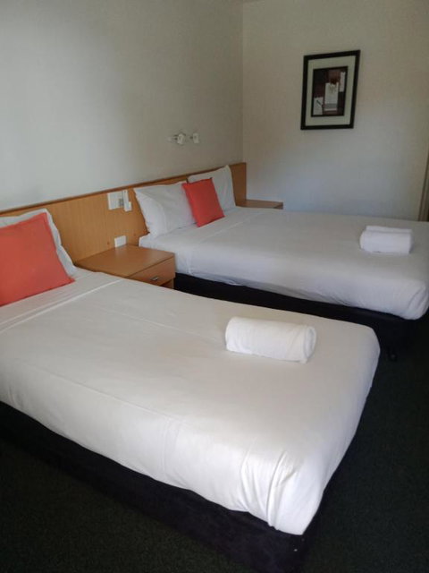 Annerley Motor Inn - ACT Tourism 3