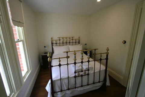 Annies Garden Cottage - ACT Tourism 2