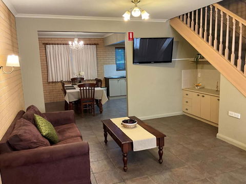 Albury Georgian Motel & Suites - ACT Tourism 4
