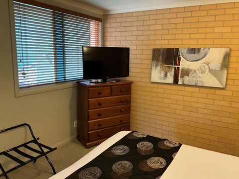 Albury Georgian Motel & Suites - ACT Tourism 1