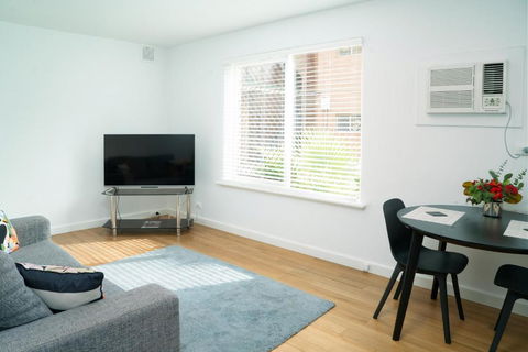 Apartment 15 Burswood - ACT Tourism 4