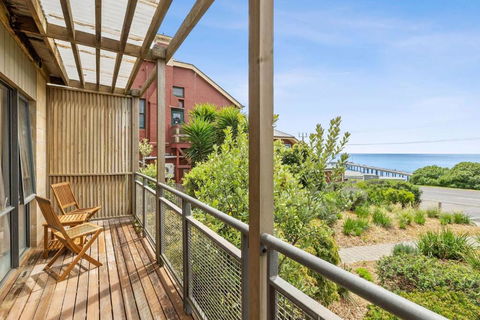 Apartment 5 Pacific Apartments - ACT Tourism 0