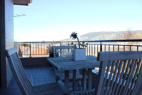 Apartment On Star Unit 2 - ACT Tourism 4