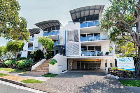Aqua Promenade Beachfront Holiday Apartments - ACT Tourism 0
