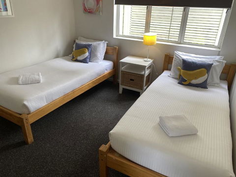 Aqua Promenade Beachfront Holiday Apartments - ACT Tourism 3