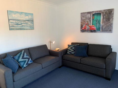 Aquarius Apartments Mollymook - ACT Tourism 2