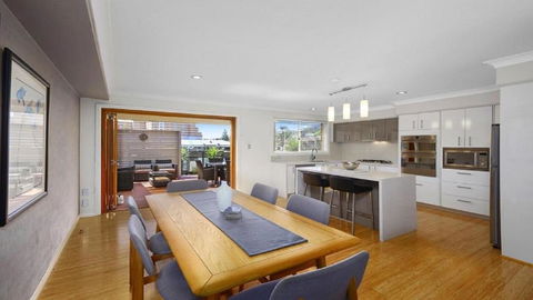 Araluen On Henley Accom Property - ACT Tourism 0