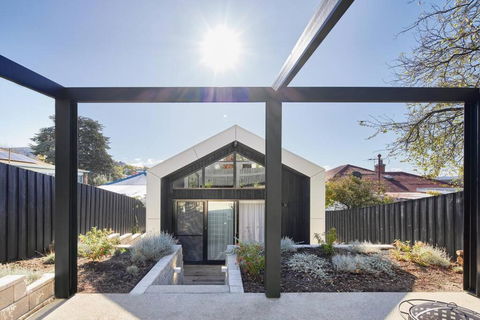 Architectural Brilliance - Sandy Bay - ACT Tourism 2