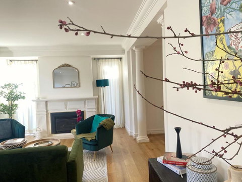 Art Deco In Toorak - ACT Tourism 3