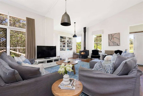 Ashby Downs, Moss Vale - ACT Tourism 1