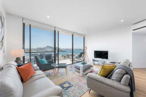 Astra Apartments Newcastle - ACT Tourism 3