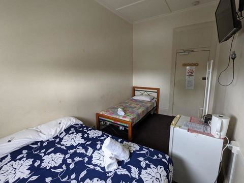 Australian Hotel - ACT Tourism 3