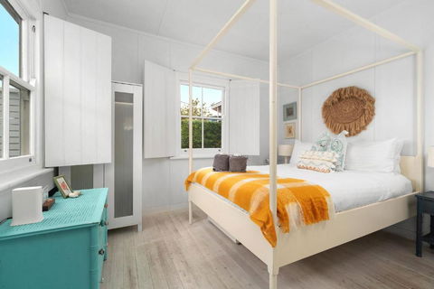 Aurora Quintessential Beachfront Couples Getaway - ACT Tourism 2