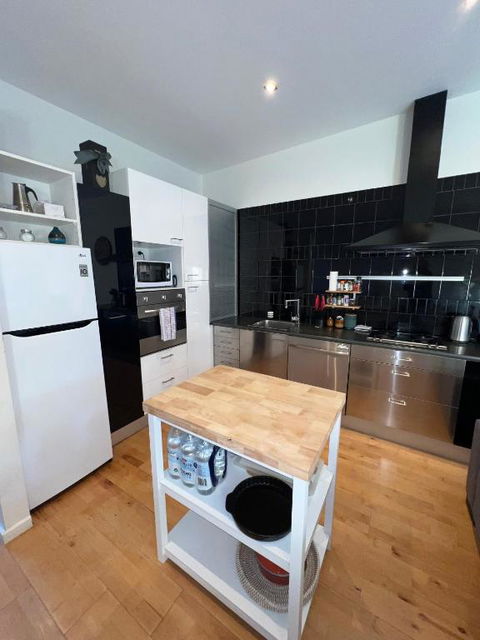 Ascot Vale - Lovely 2 Bedroom Townhouse Close To Everything! - ACT Tourism 2
