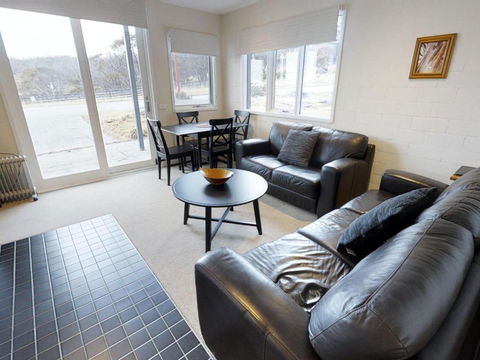 Apartment 4 - ACT Tourism 1
