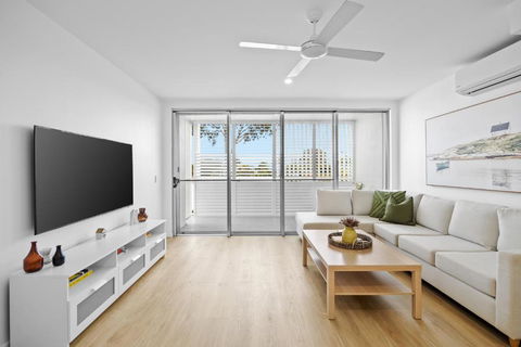 Azure River Side Townhouse - ACT Tourism 2
