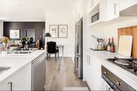 B312S - Luxury Waverton Apartment - ACT Tourism 4