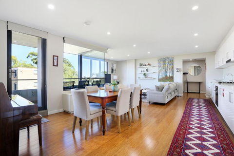 B314S - Waverton Village Heights - ACT Tourism 0